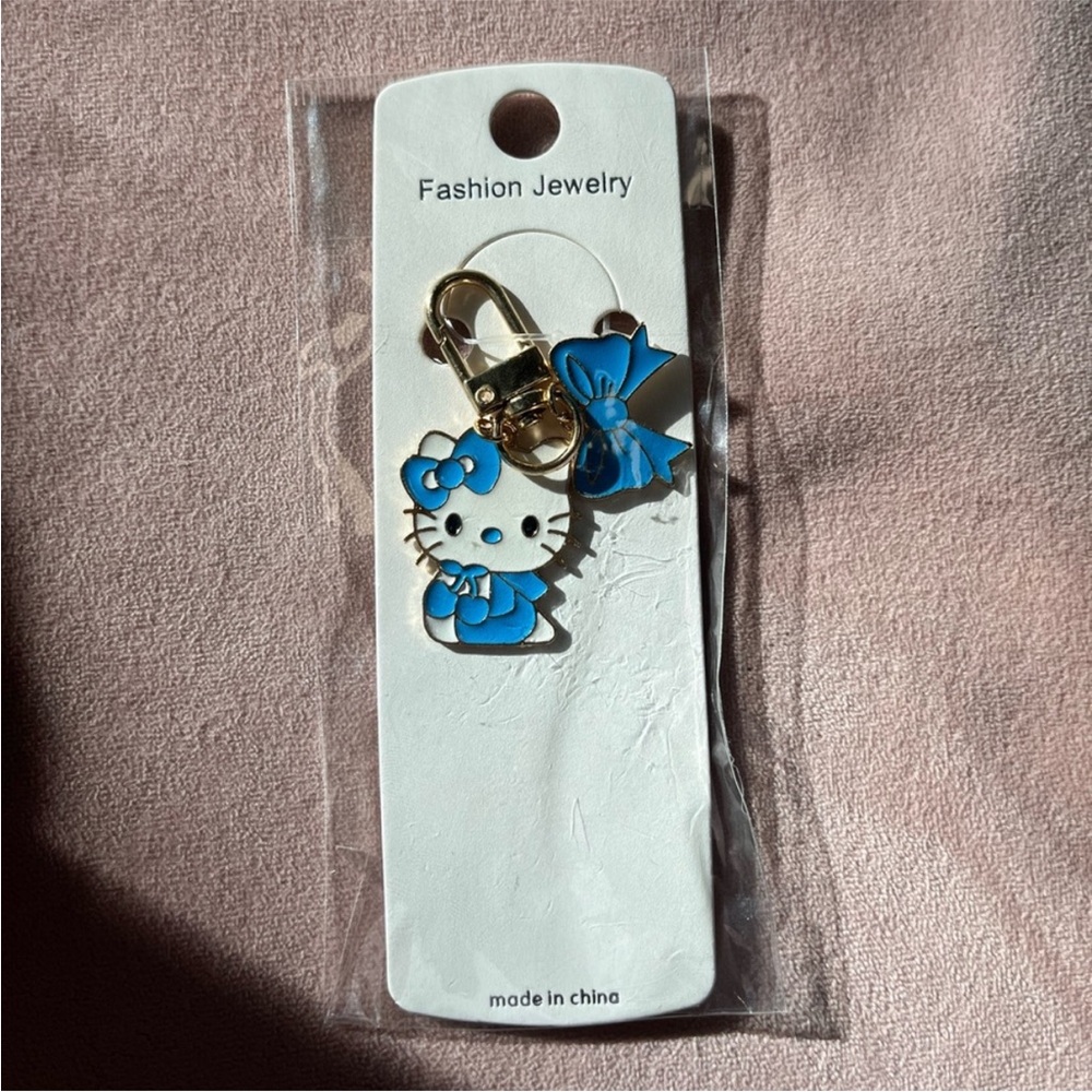 Blue Hello Kitty Keychain 💙